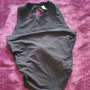Knotty black crop top